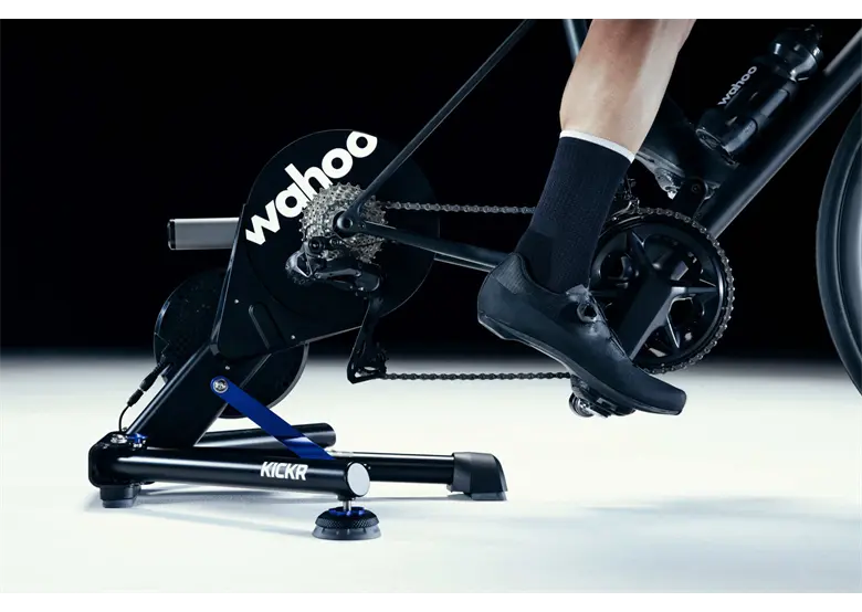 Trenażer smart WAHOO KICKR Smart Power Trainer V6 - obrazek 4
